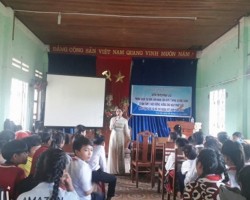 Quang cảnh buổi tuyên truyền