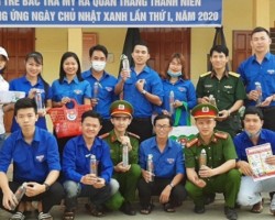 Chương trình đổi rác thải nhựa lấy cây xanh, đồ gia dụng