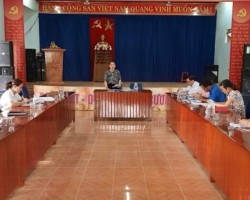 Đ/c Võ  Thị Hồng Hà - Trưởng đoàn giám sát làm việc tại Trà Sơn
