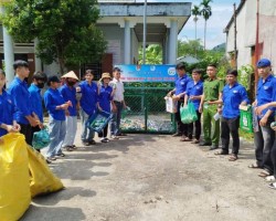 RA MẮT MÔ HÌNH “NGÔI NHÀ XANH HẠN CHẾ RÁC THẢI NHỰA”